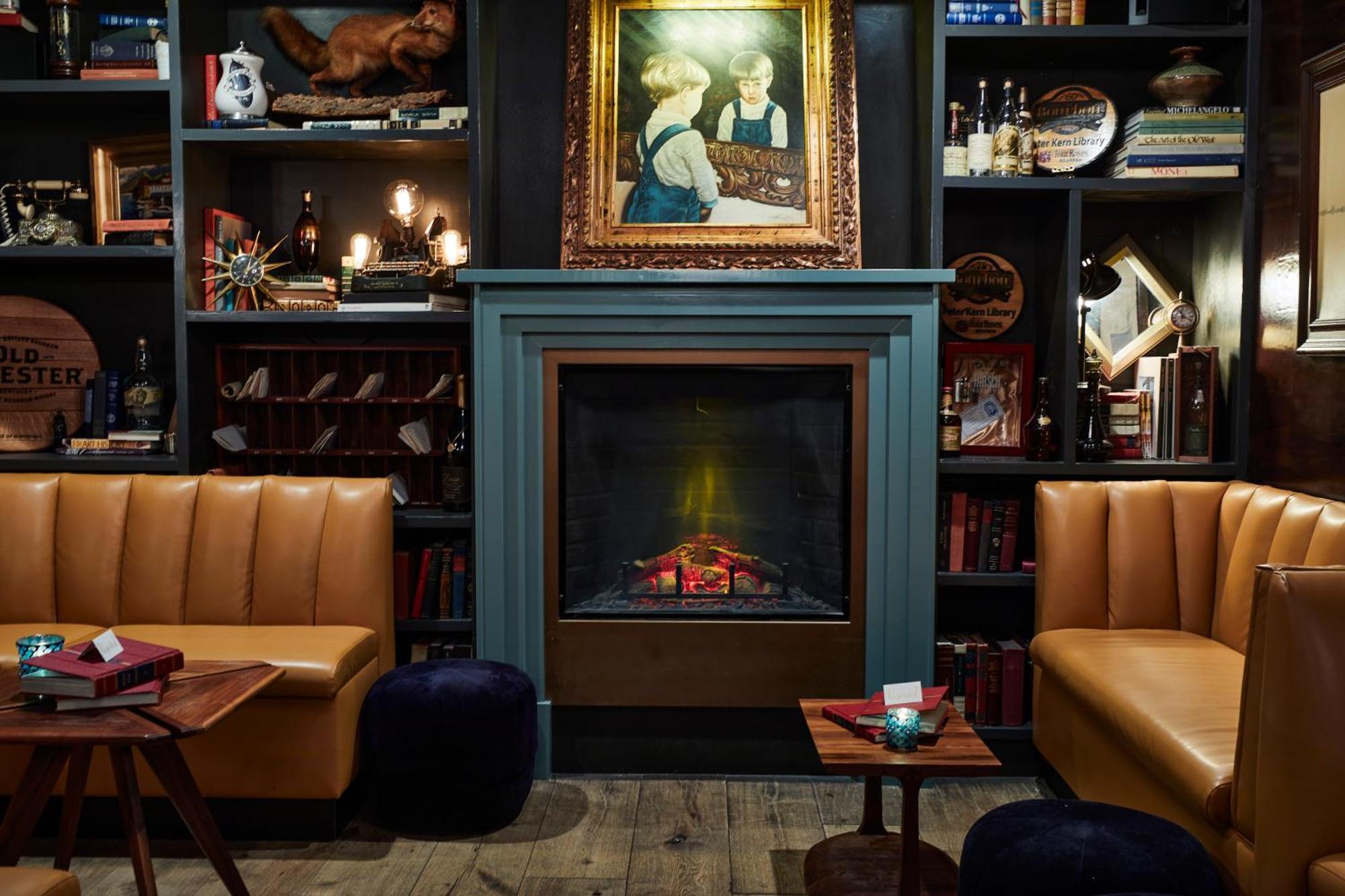 The Oliver Knoxville, By Oliver 4*