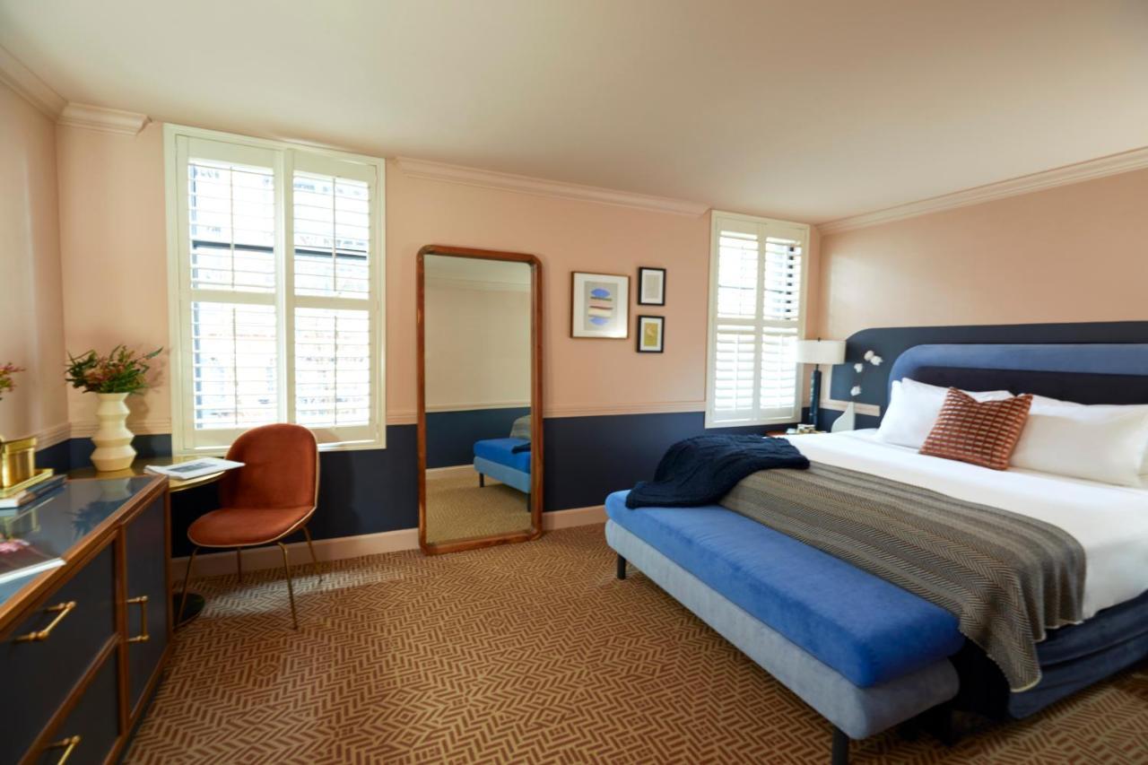 The Oliver Knoxville, By Oliver 4*