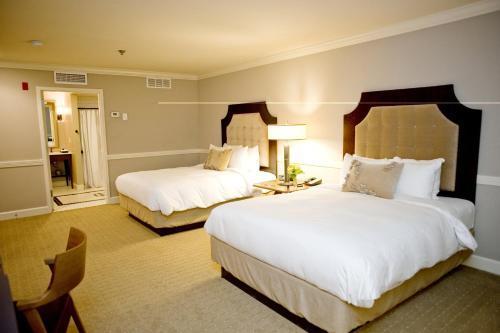 The Oliver Knoxville, By Oliver 4*