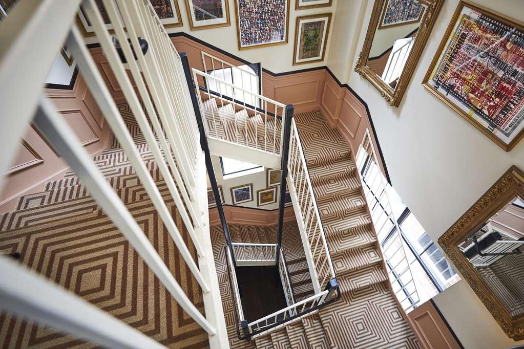 The Oliver Knoxville, By Oliver 4*